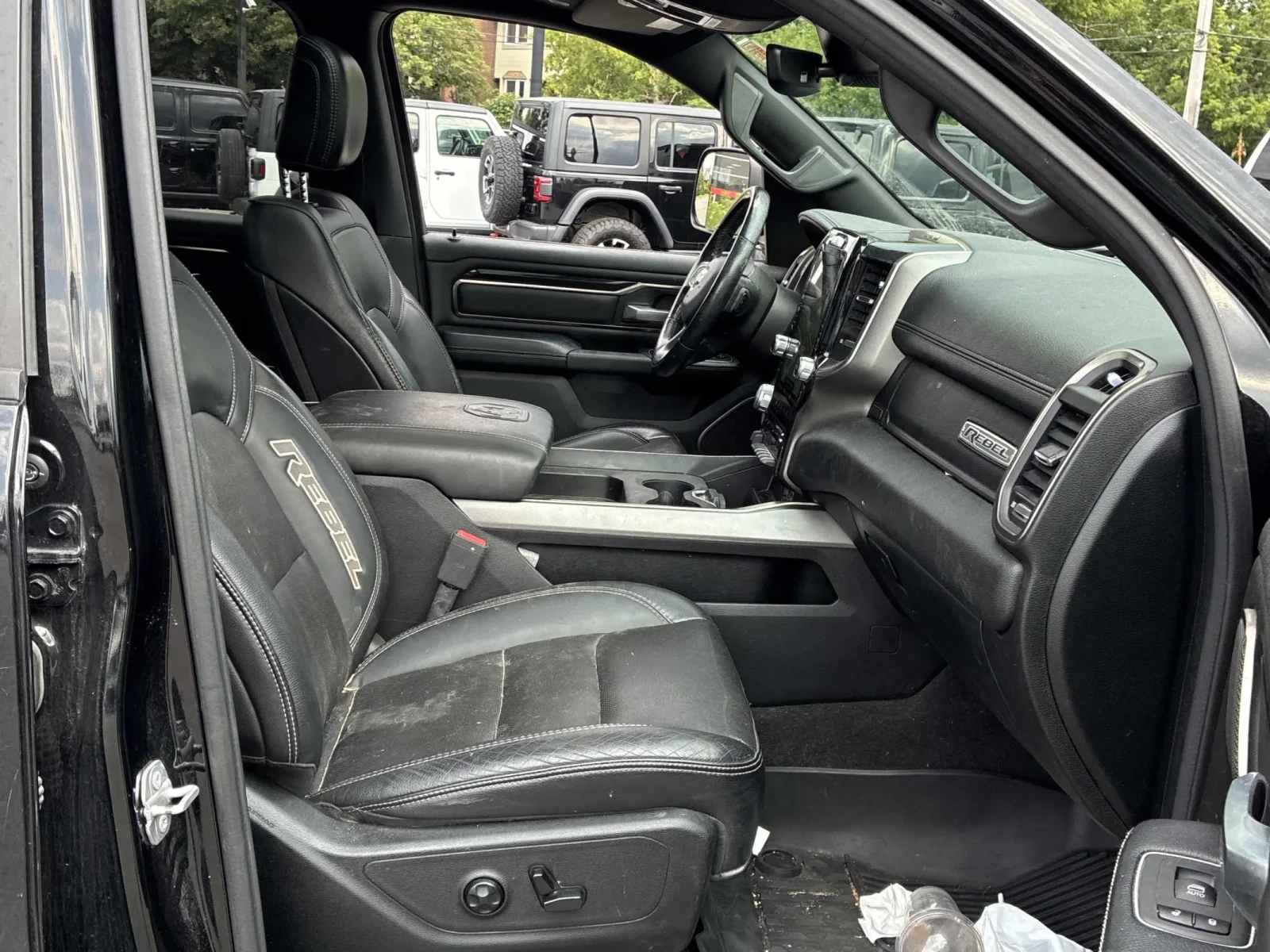 Dodge RAM 1500 Rebel, снимка 12 - Автомобили и джипове - 55493844