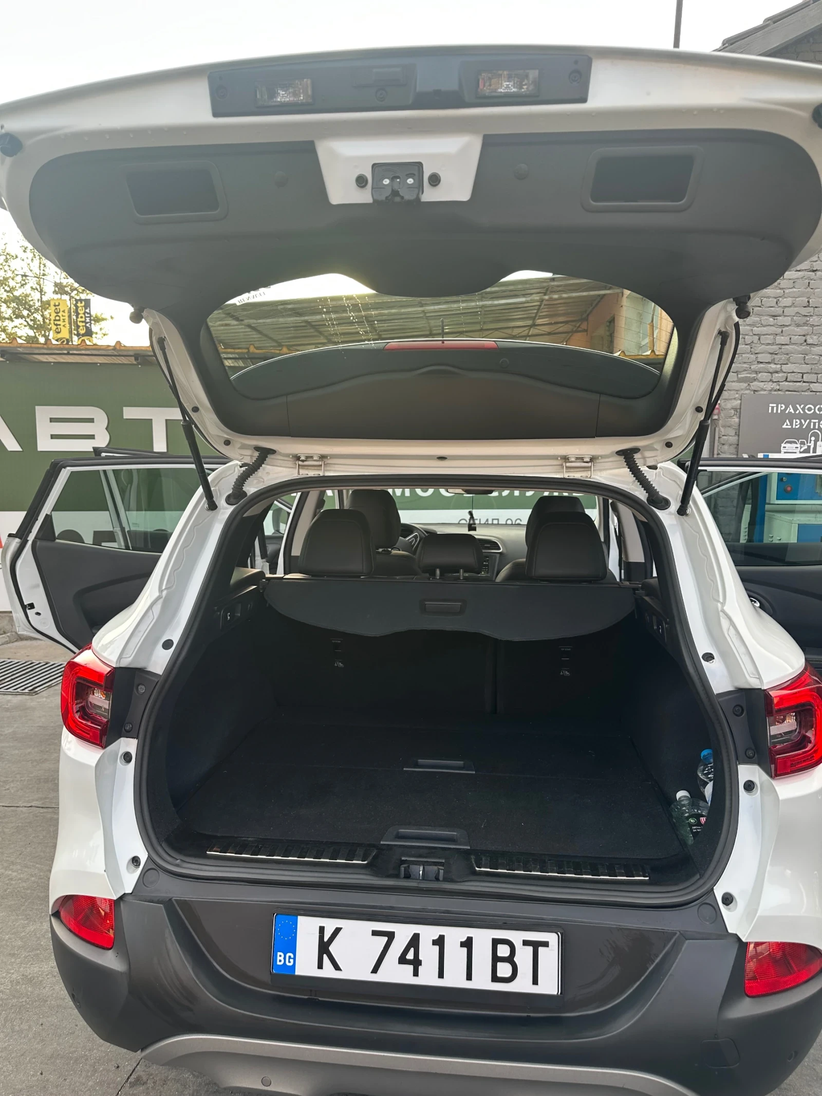 Renault Kadjar, снимка 4 - Автомобили и джипове - 55598805