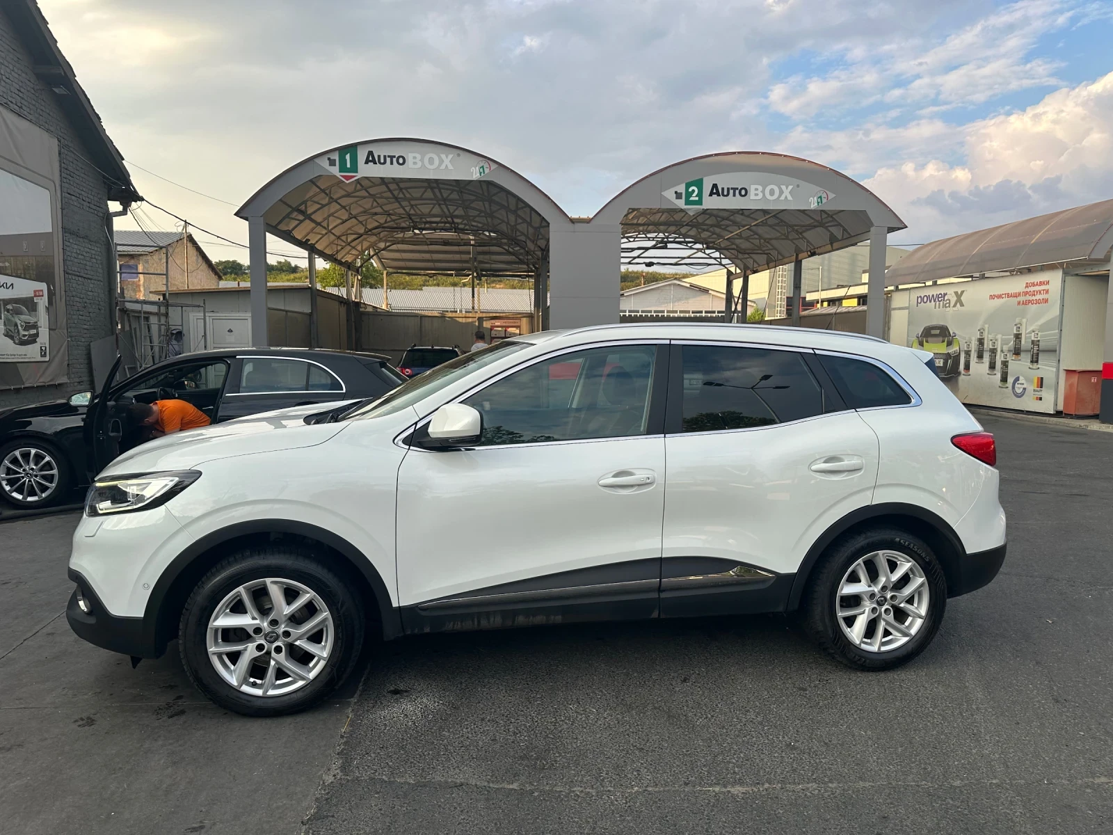 Renault Kadjar, снимка 3 - Автомобили и джипове - 55598805
