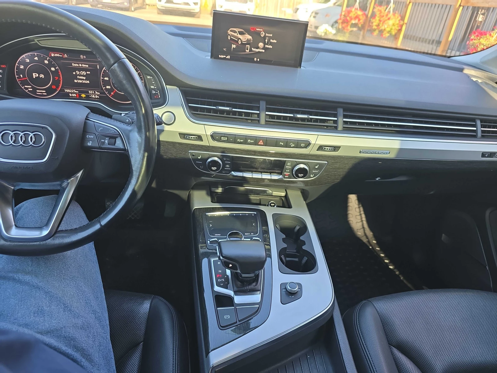 Audi Q7 * Technik * CARFAX * ЦЕНА ДО БГ, снимка 8 - Автомобили и джипове - 55902967