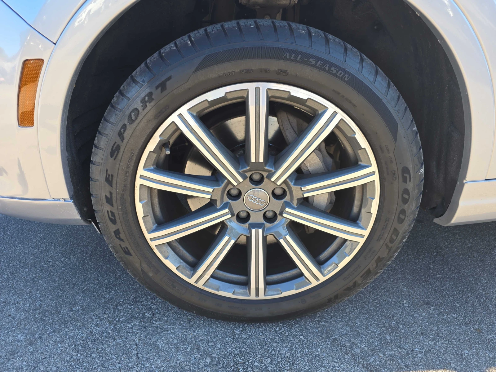 Audi Q7 * Technik * CARFAX * ЦЕНА ДО БГ, снимка 13 - Автомобили и джипове - 55902967