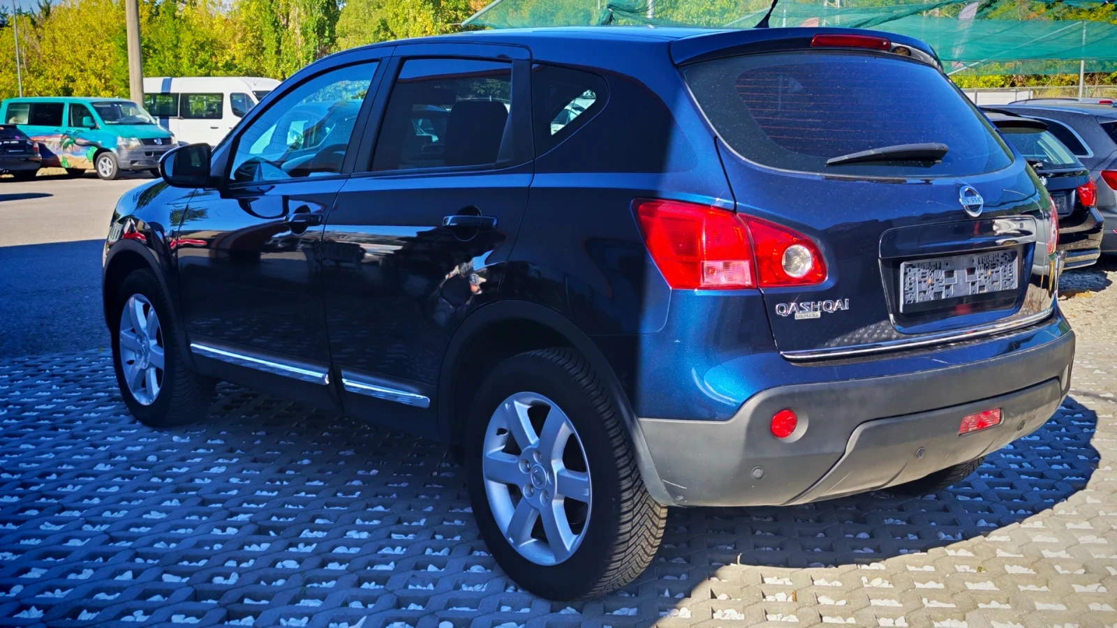 Nissan Qashqai 2.0i 140�.�.  | Mobile.bg � ����������� 3