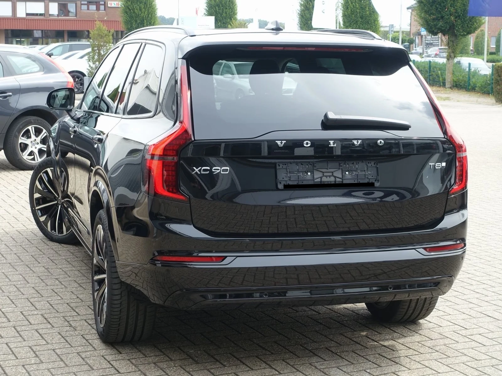 Volvo Xc90 Plus Dark T8 AWD 7seats, снимка 4 - Автомобили и джипове - 56112895