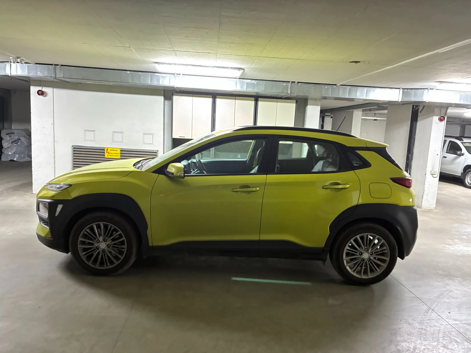 Hyundai Kona, снимка 3 - Автомобили и джипове - 56150578