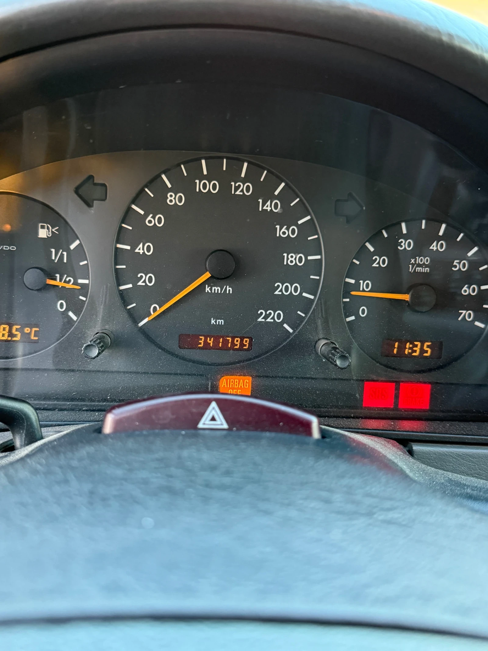 Mercedes-Benz ML 320, снимка 11 - Автомобили и джипове - 56403099