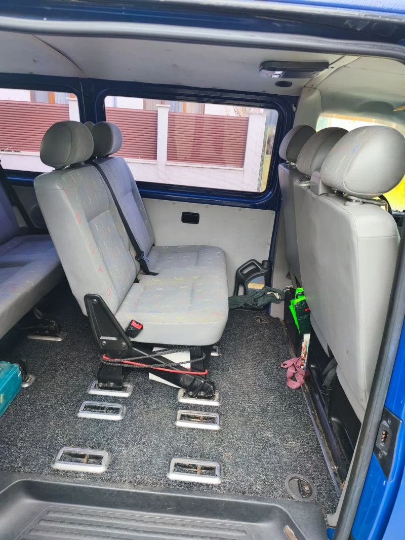 VW T5 Transporter, снимка 3 - Бусове и автобуси - 52452791