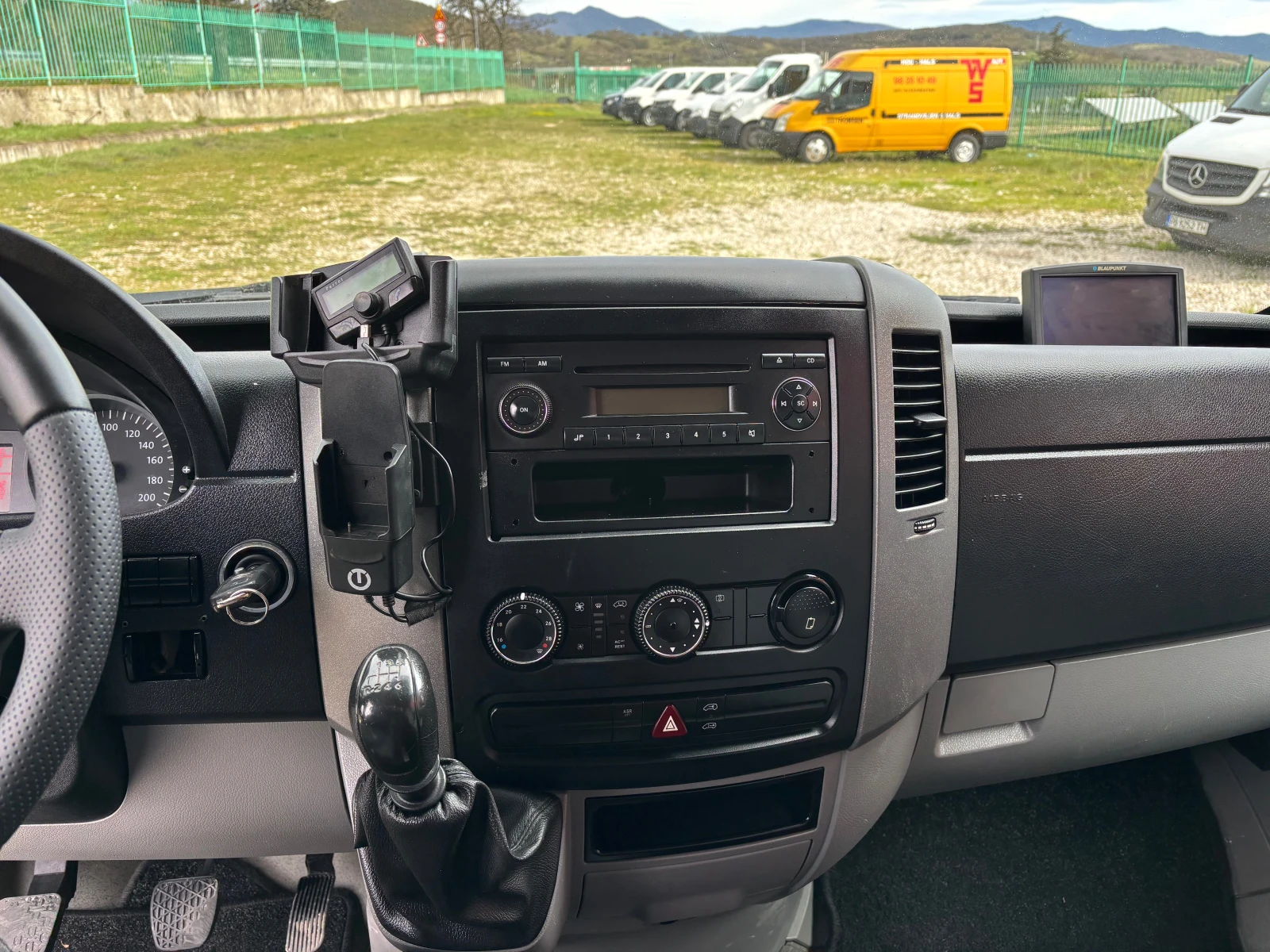 VW Crafter КЛИМА РАБОТИЛНИЦА - изображение 10