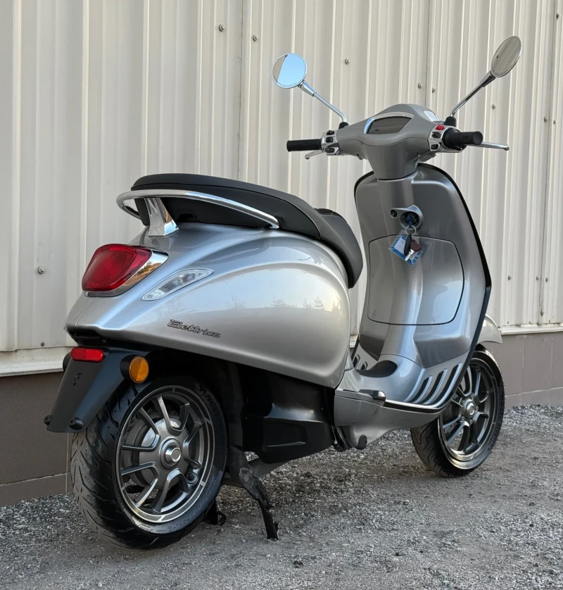 Vespa 50 Elettrica , 2020 г. , 3851 км., снимка 4 - Мотоциклети и мототехника - 49088932