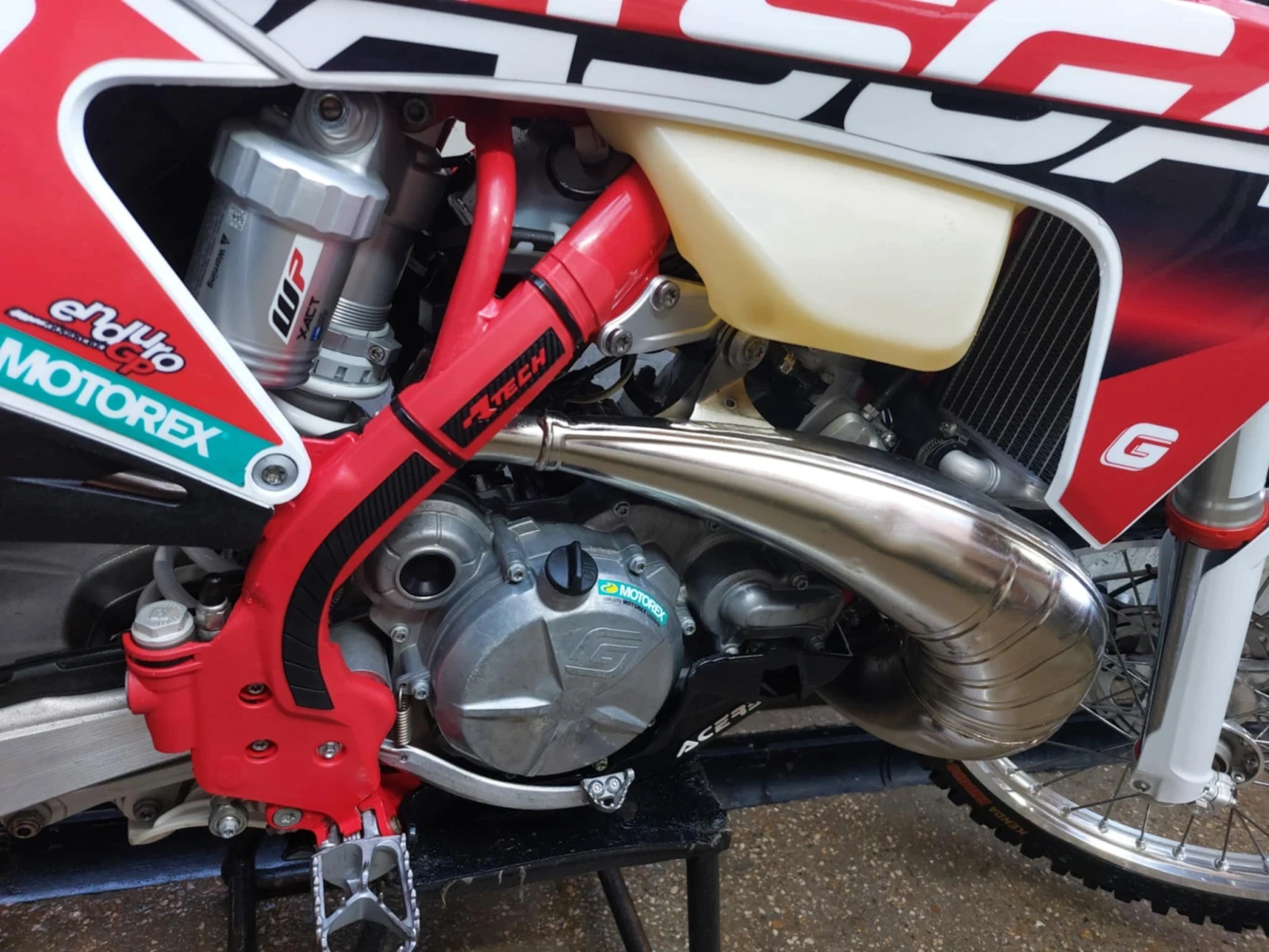 GASGAS EC EC 300 2022 - изображение 6