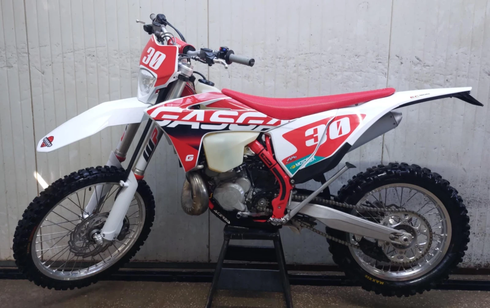 GASGAS EC EC 300 2022 - изображение 2