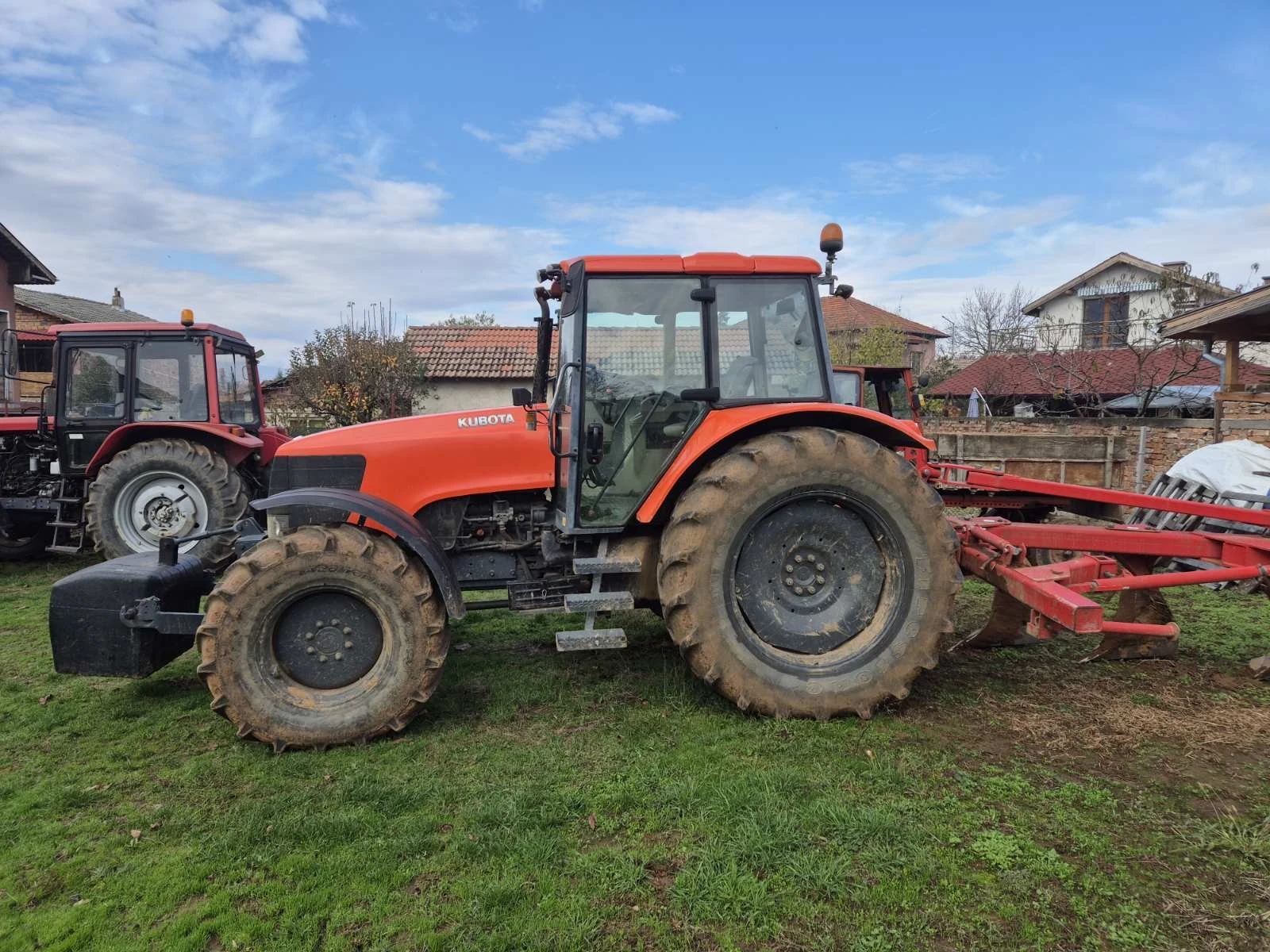 Трактор Kubota 128 - изображение 2