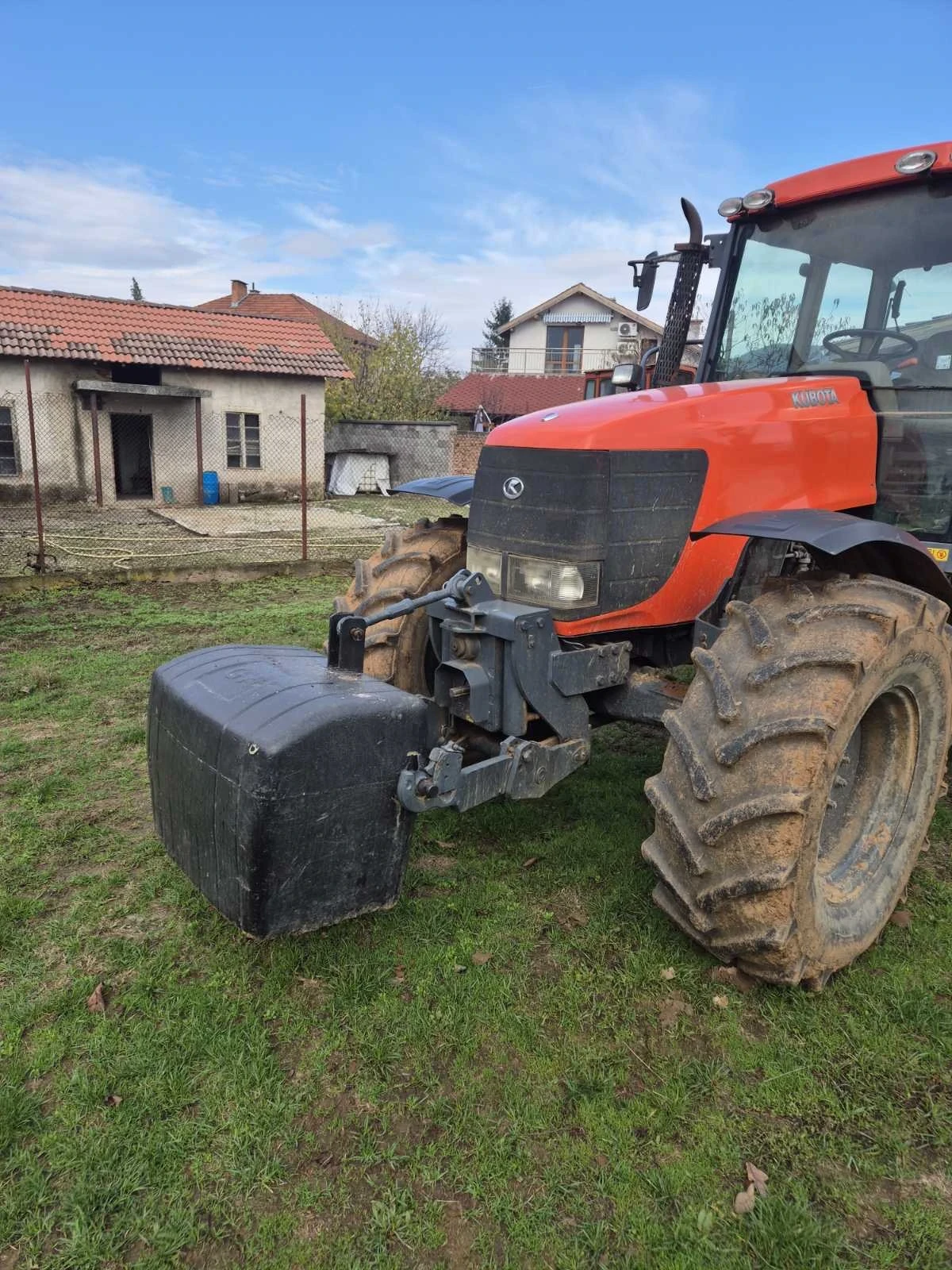 Трактор Kubota 128 - изображение 4