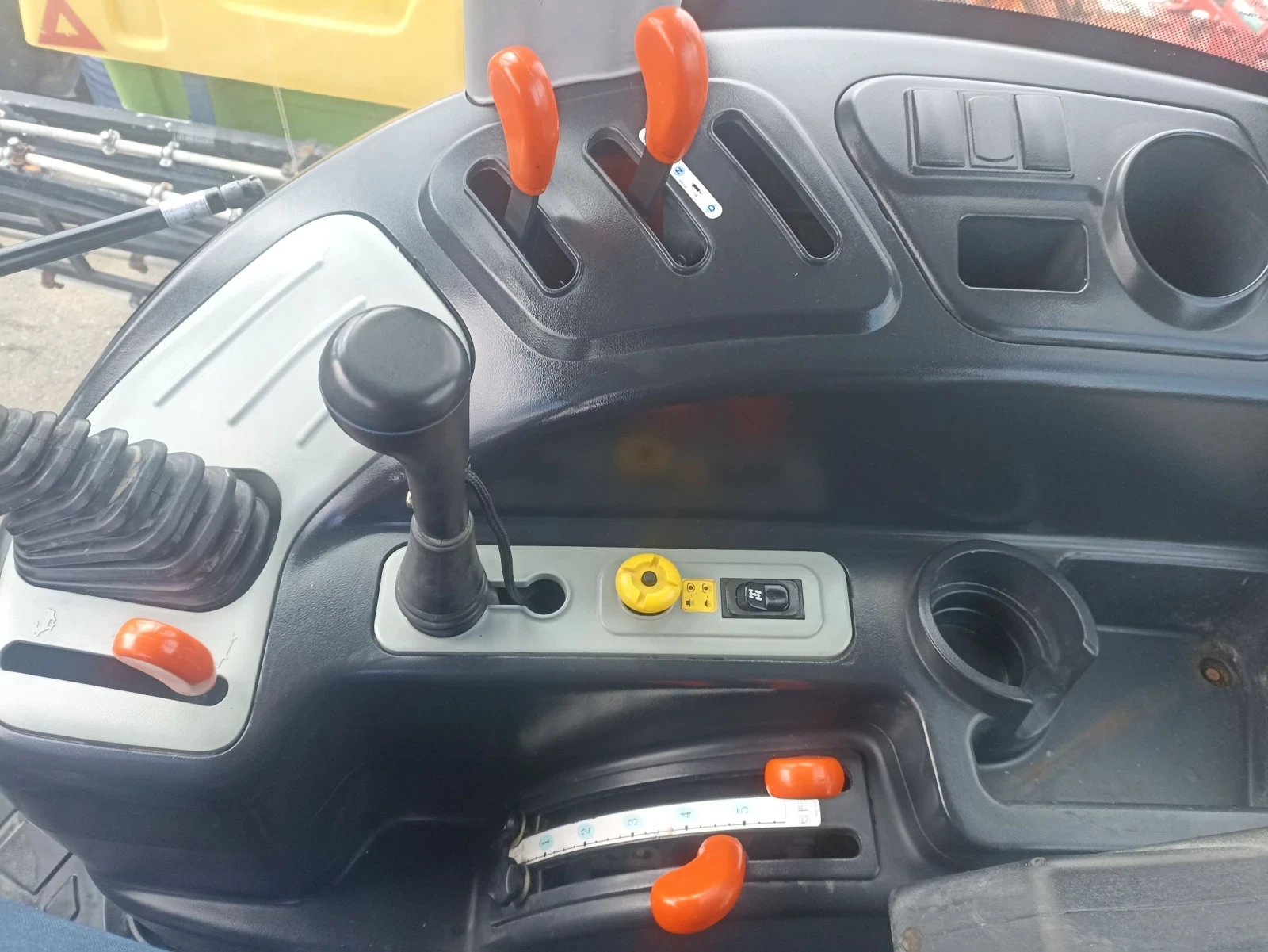 ������� Kioti DK 904 | Mobile.bg � ����������� 10