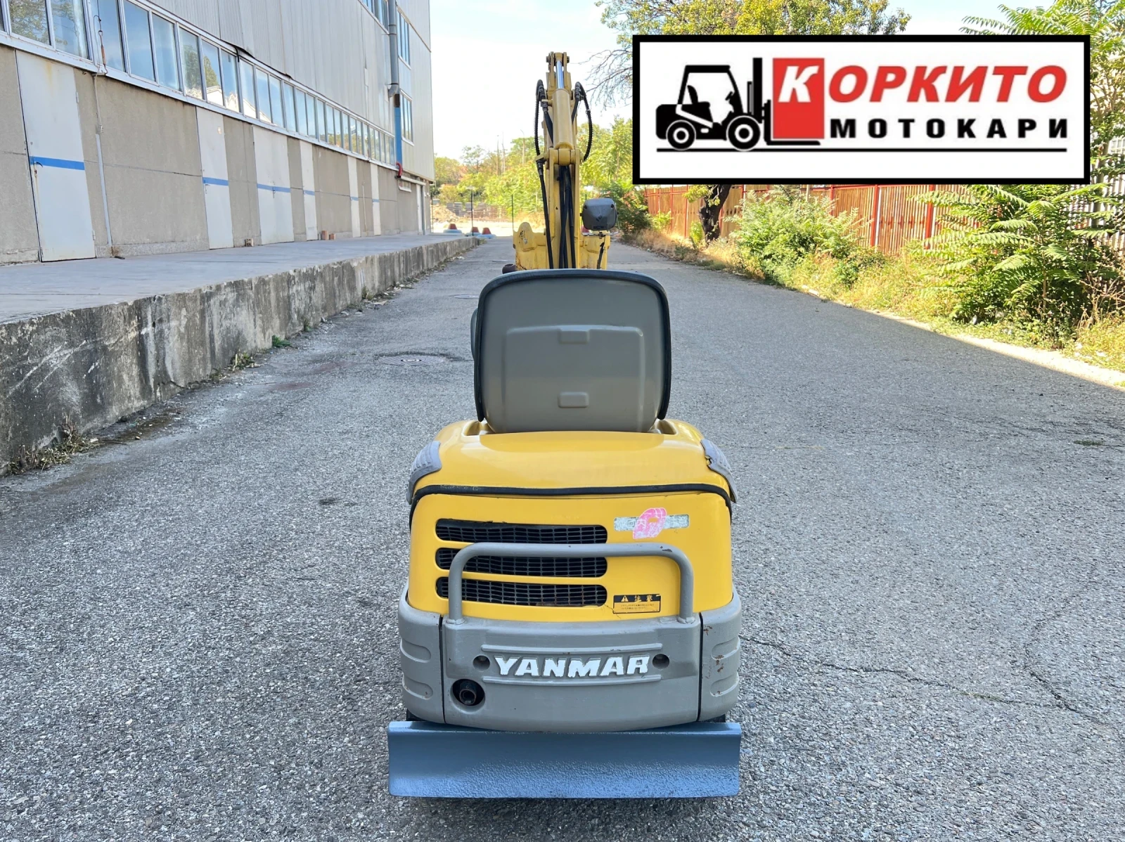 Багер Yanmar B08 / Като Нов!!! - изображение 4