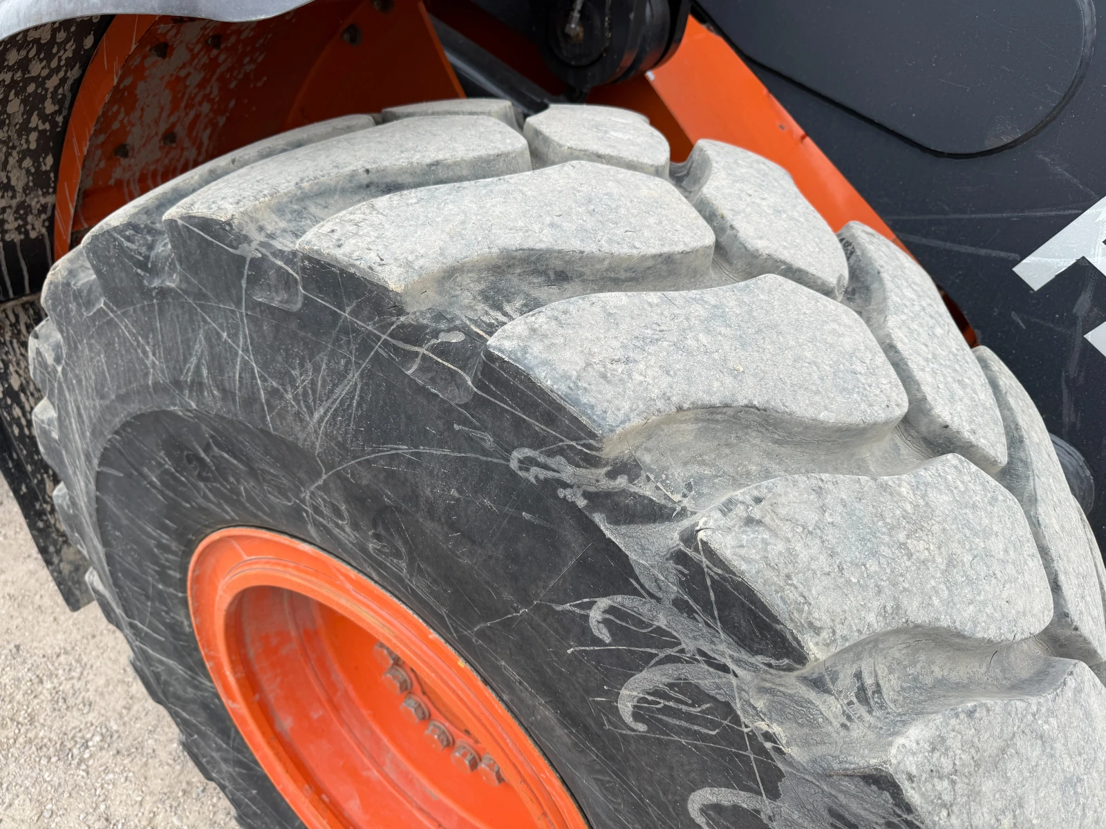 ����� ������� Hitachi ZW 180-6 ������ | Mobile.bg � ����������� 13