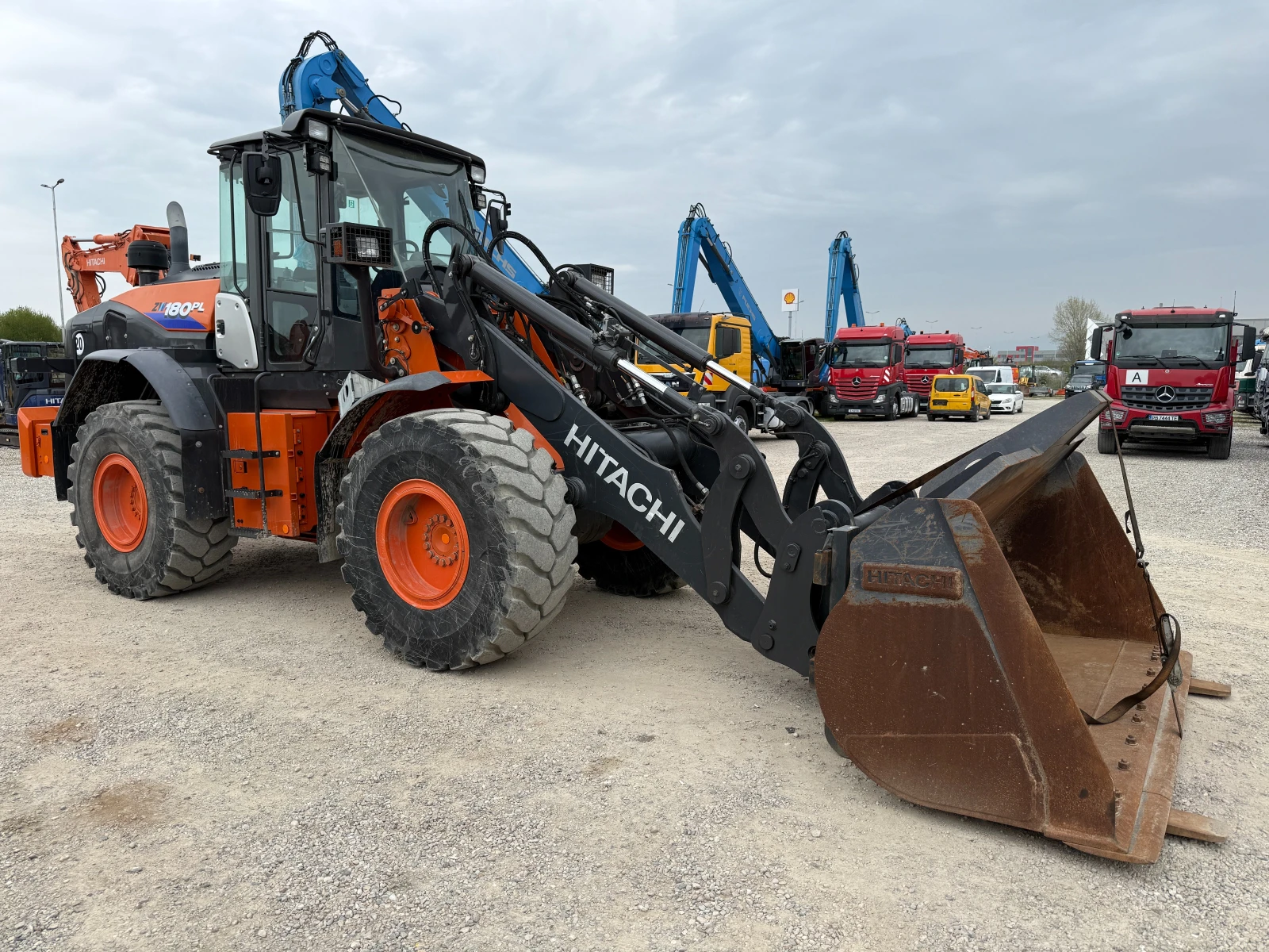 ����� ������� Hitachi ZW 180-6 ������ | Mobile.bg � ����������� 11