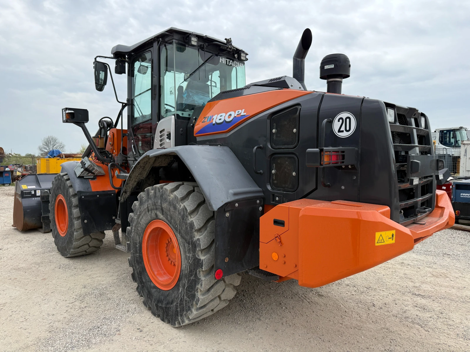����� ������� Hitachi ZW 180-6 ������ | Mobile.bg � ����������� 7