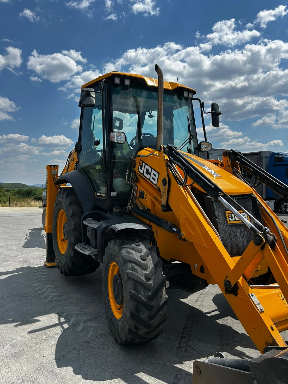 Багер JCB 3CX, снимка 3 - Индустриална техника - 55541273