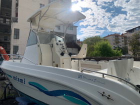 Моторна яхта Massimo Scagnelli Miami Miami, снимка 2 - Воден транспорт - 45776588