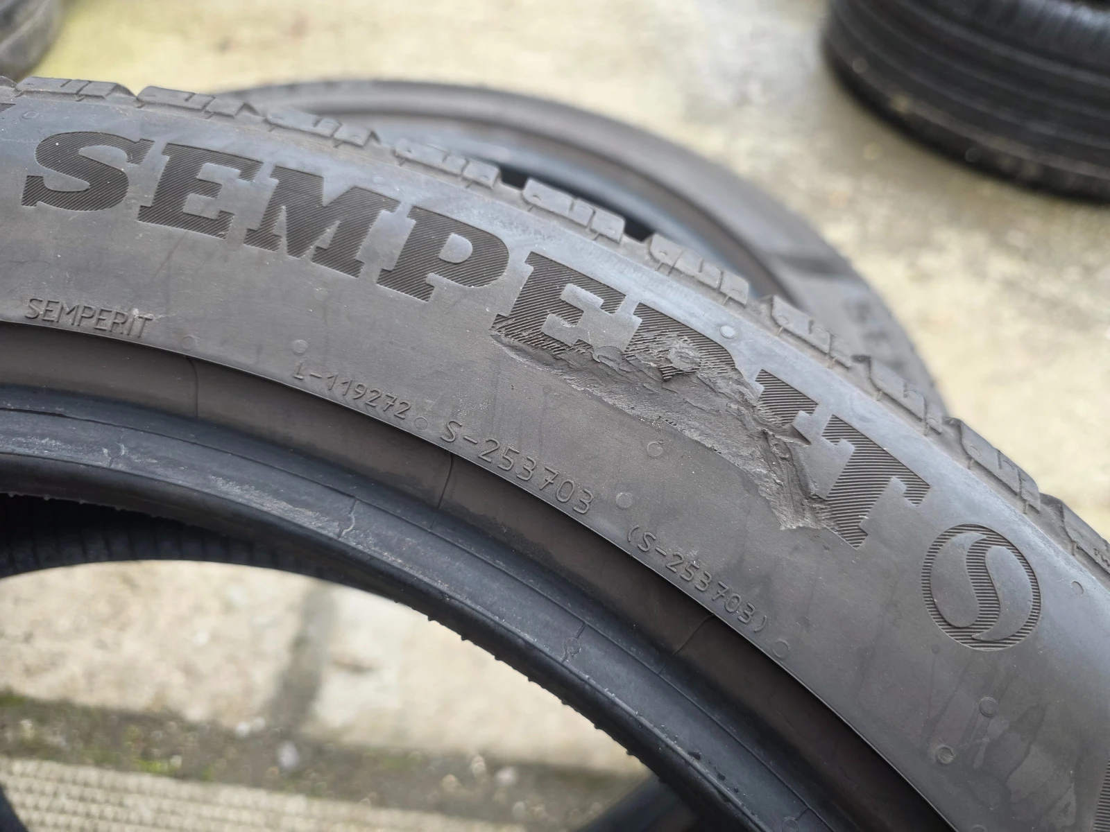 Гуми Летни 195/55R20, снимка 11 - Гуми и джанти - 53953826