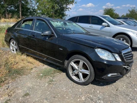 Mercedes-Benz E 250 На части, снимка 2