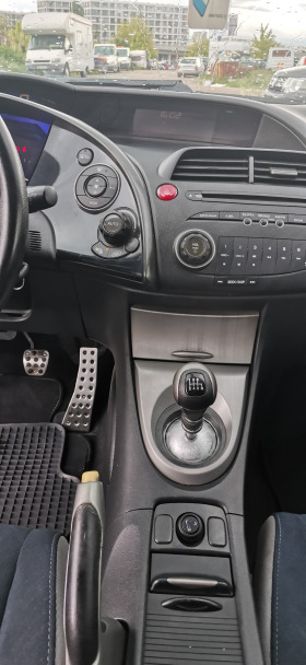 Honda Civic 2.2-CRDI, снимка 12 - Автомобили и джипове - 40723223