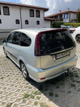 Honda Stream 2.0 vtec Газ, снимка 3