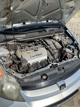 Honda Stream 2.0 vtec Газ, снимка 9