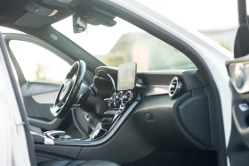 Обява за продажба на Mercedes-Benz C 220 4Matic AMG / Digital Cockpit ~29 999 лв. - изображение 7