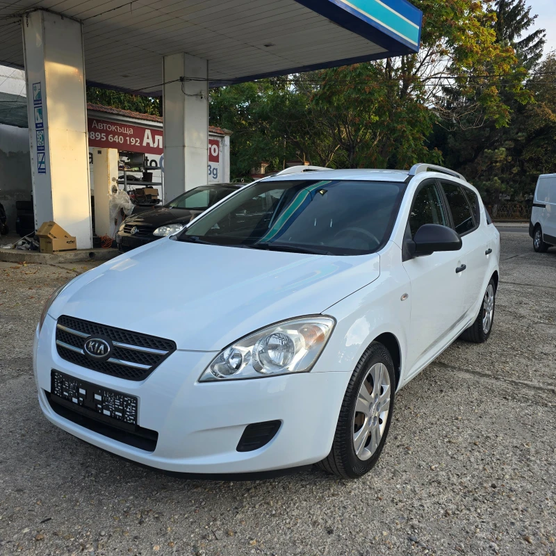 Kia Ceed 1.4i ГАЗ, снимка 2 - Автомобили и джипове - 47365307