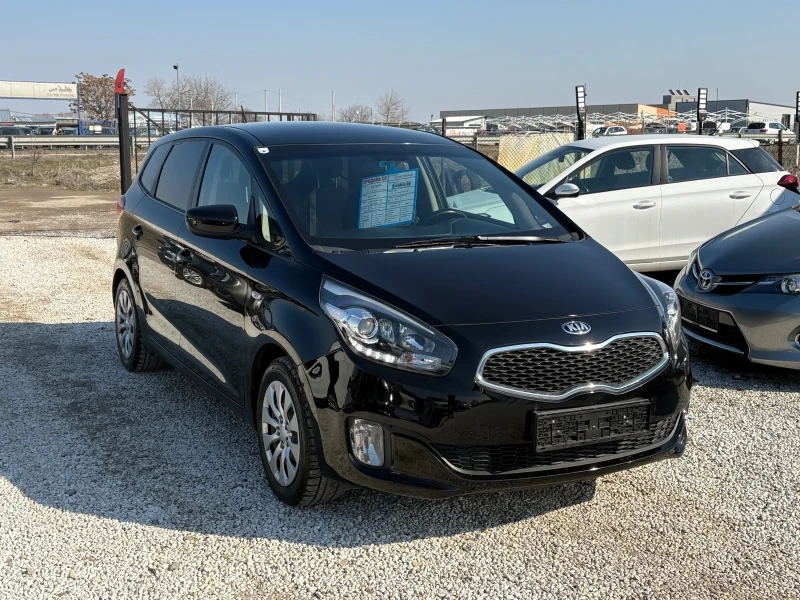 Kia Carens, снимка 2 - Автомобили и джипове - 49246568