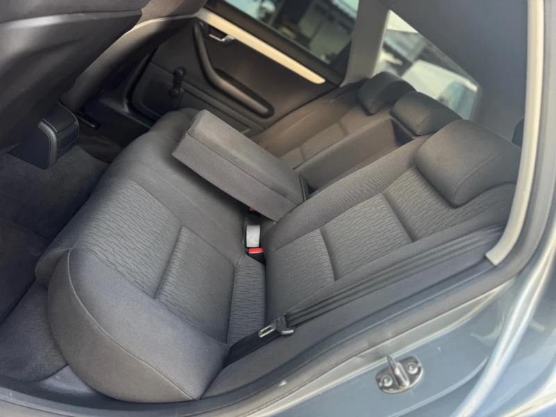 Audi A4 2.0TDI 140кс АВТОМАТИК ПОДГРЕВ, снимка 12 - Автомобили и джипове - 50023955