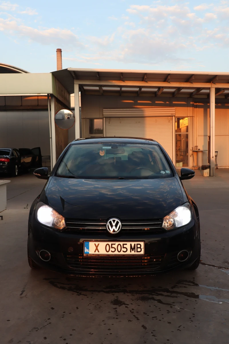 VW Golf, снимка 4 - Автомобили и джипове - 52537830
