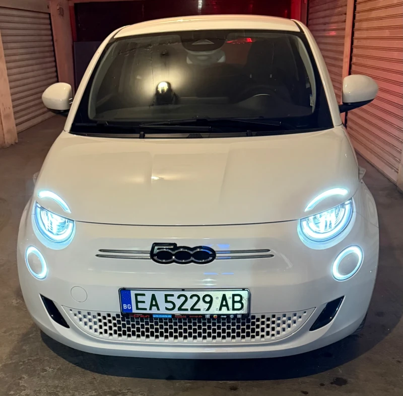 Fiat 500 Голяма батерия 42 kw.h/ CCS , снимка 2 - Автомобили и джипове - 52623749
