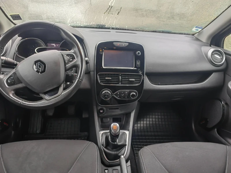 Renault Clio Уникат, снимка 14 - Автомобили и джипове - 51950970