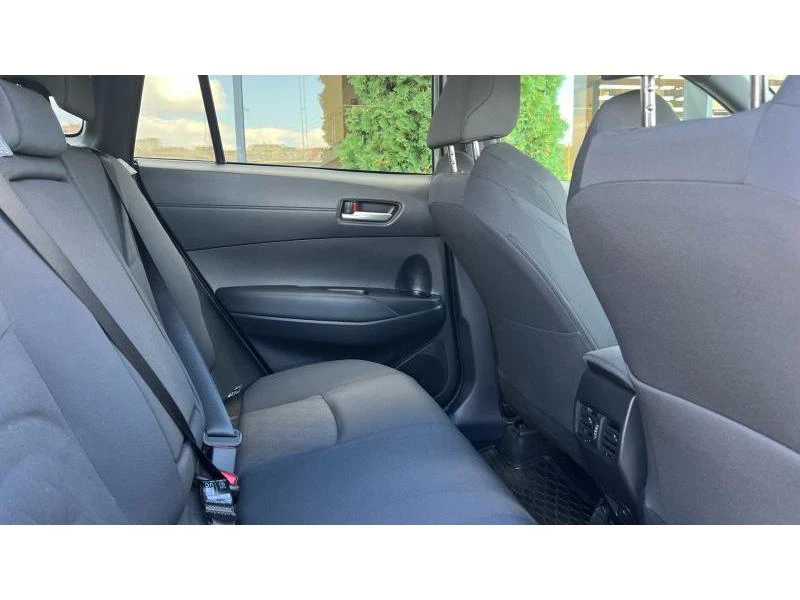 Toyota Corolla Cross 2.0h Executive Plus AWD | Mobile.bg   16