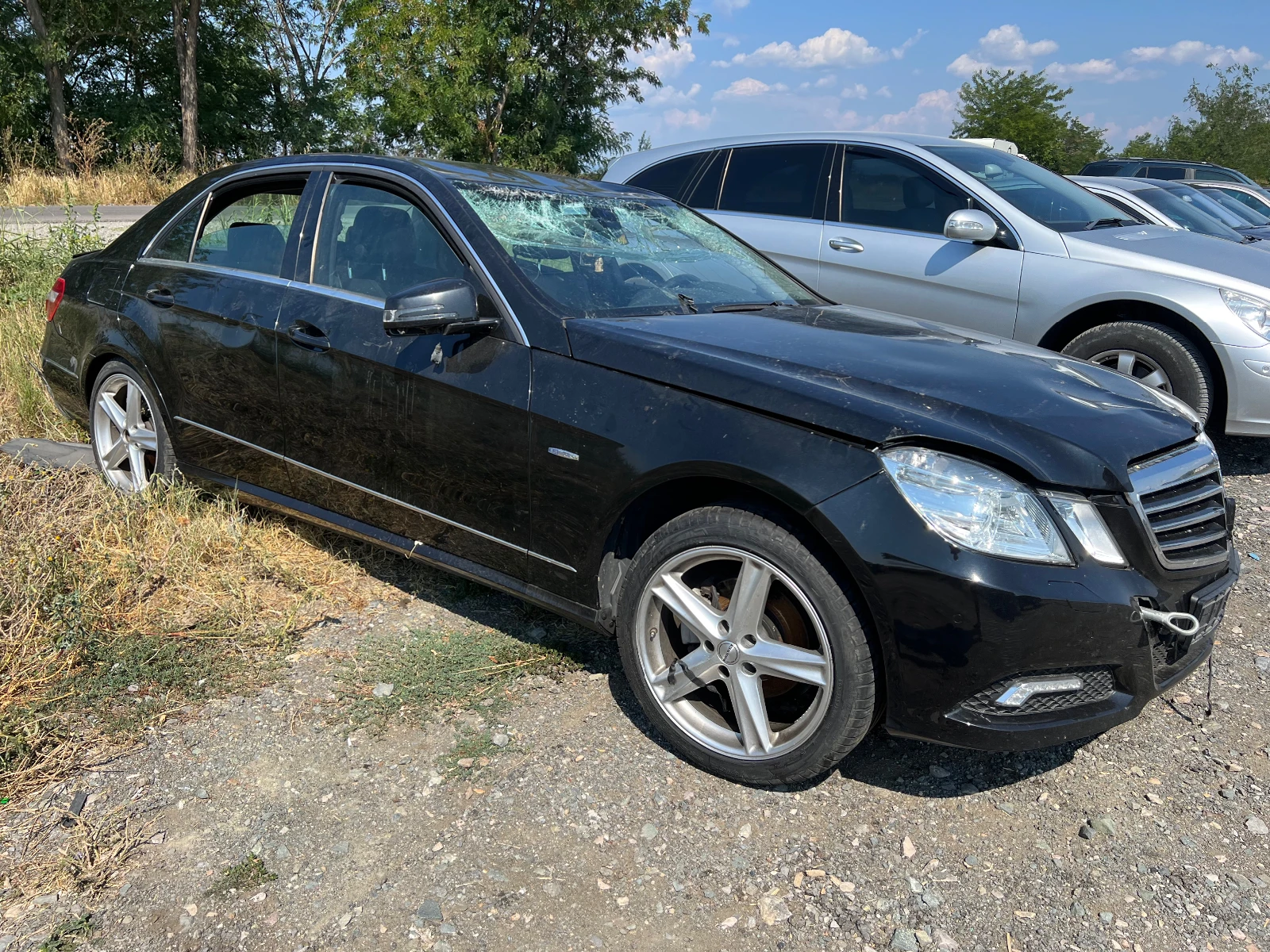 Mercedes-Benz E 250 На части - изображение 2