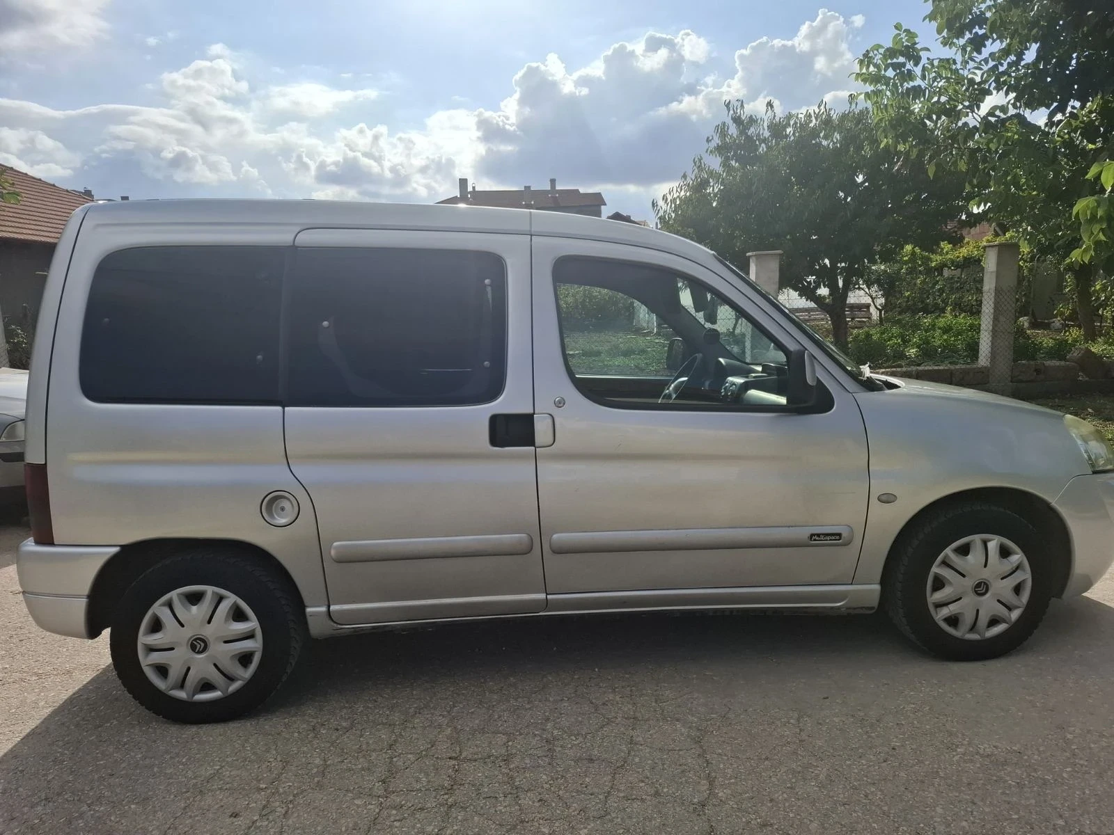 Citroen Berlingo 1.4 GAZ - изображение 3