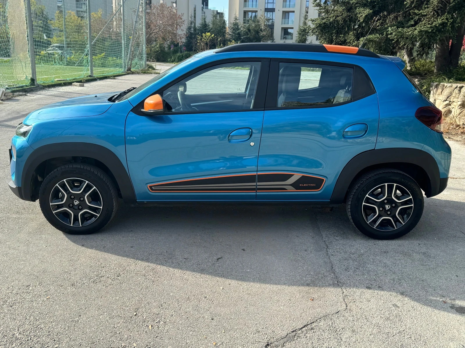 Dacia Spring Comfort Plus CCS BLACK NOVEMBER - изображение 4