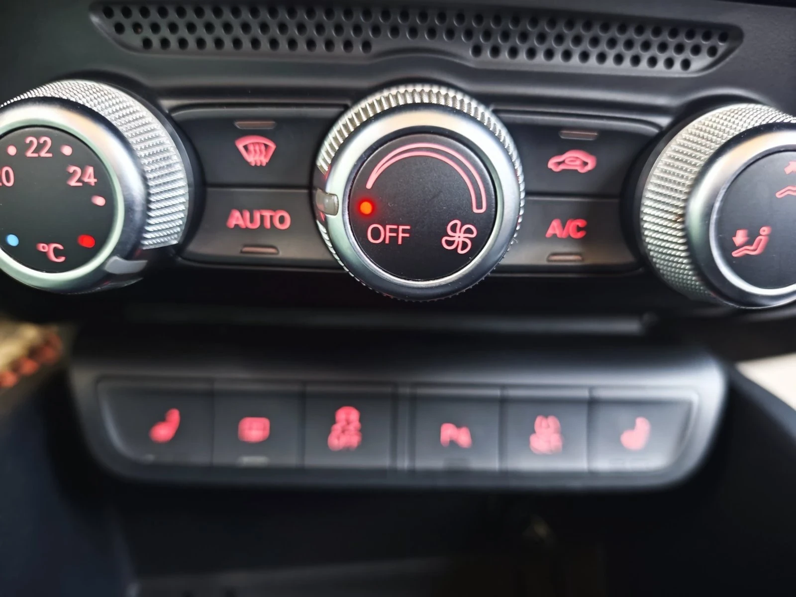 Audi A1 1, 6/105 | Mobile.bg   12