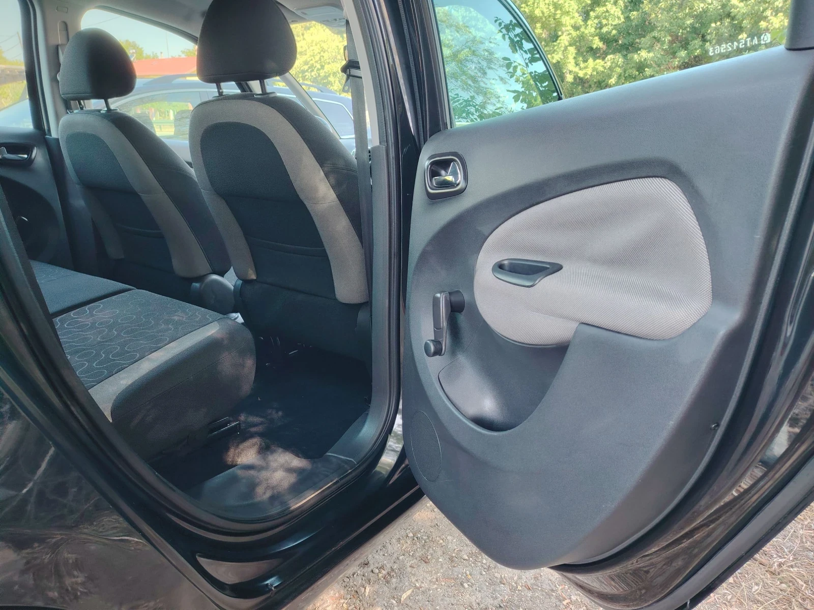 Citroen C3 Picasso 1.6 HDI - изображение 6