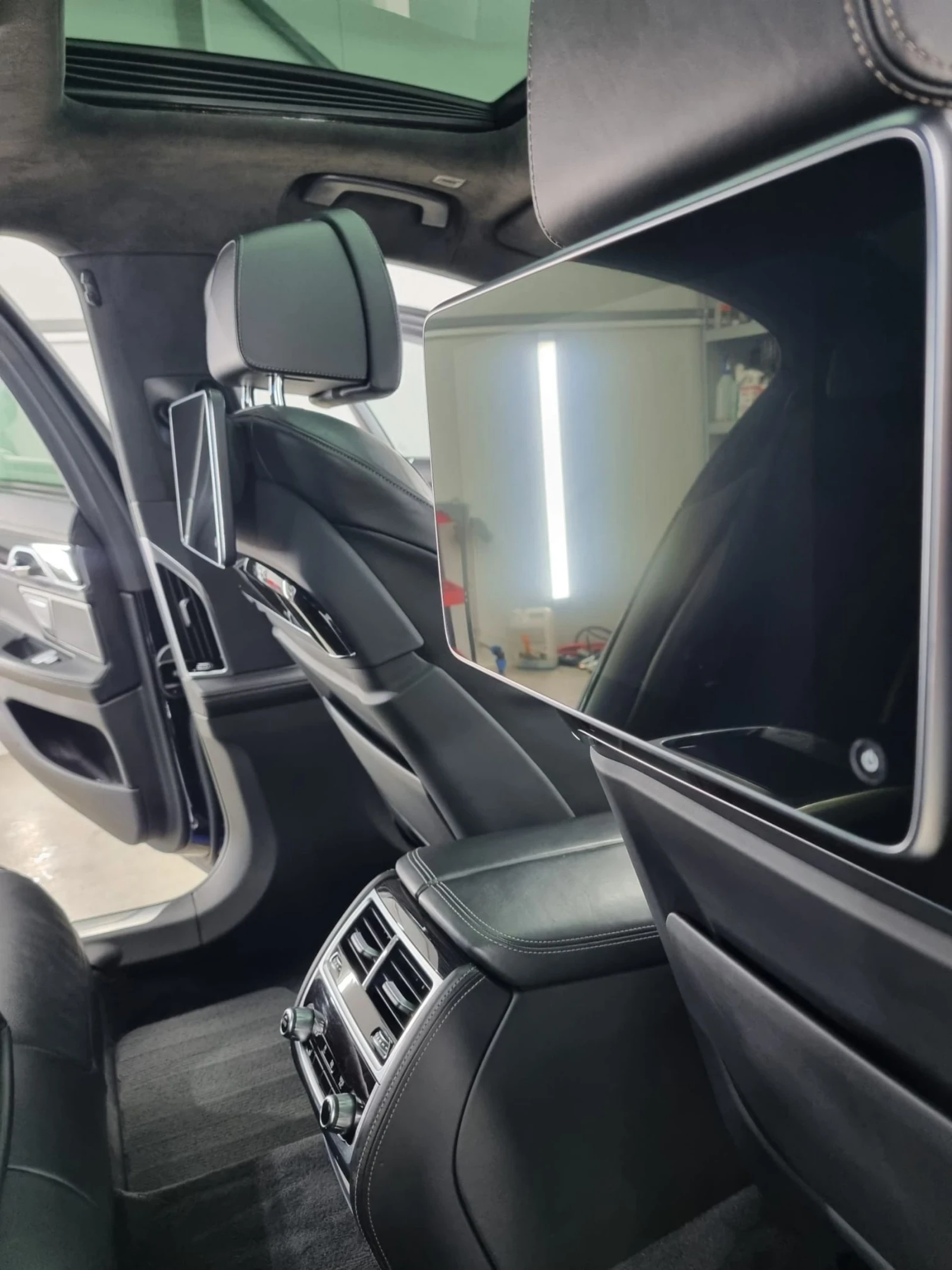 BMW 740  - изображение 7