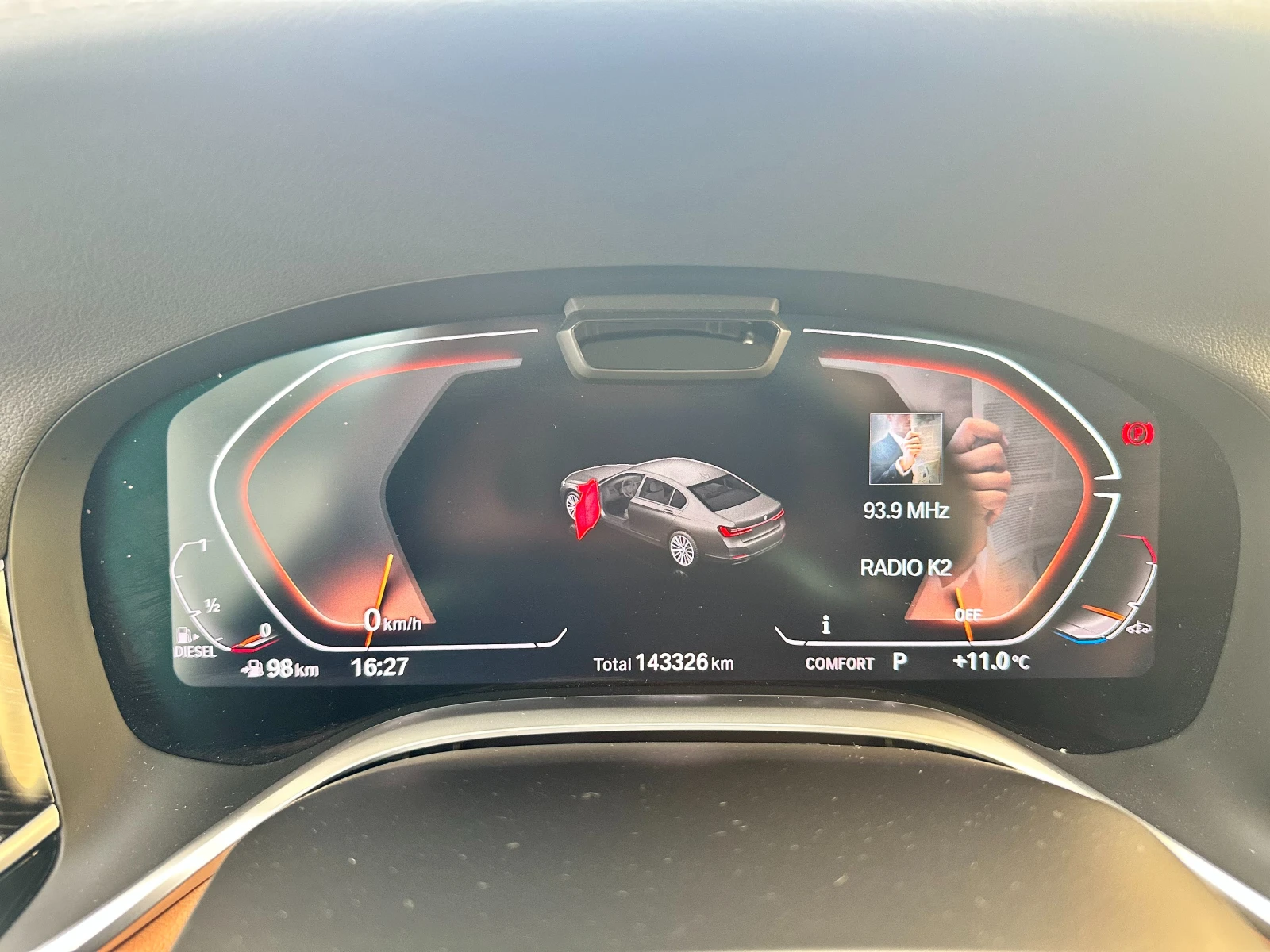 BMW 740 XDRIVE* *  | Mobile.bg   11