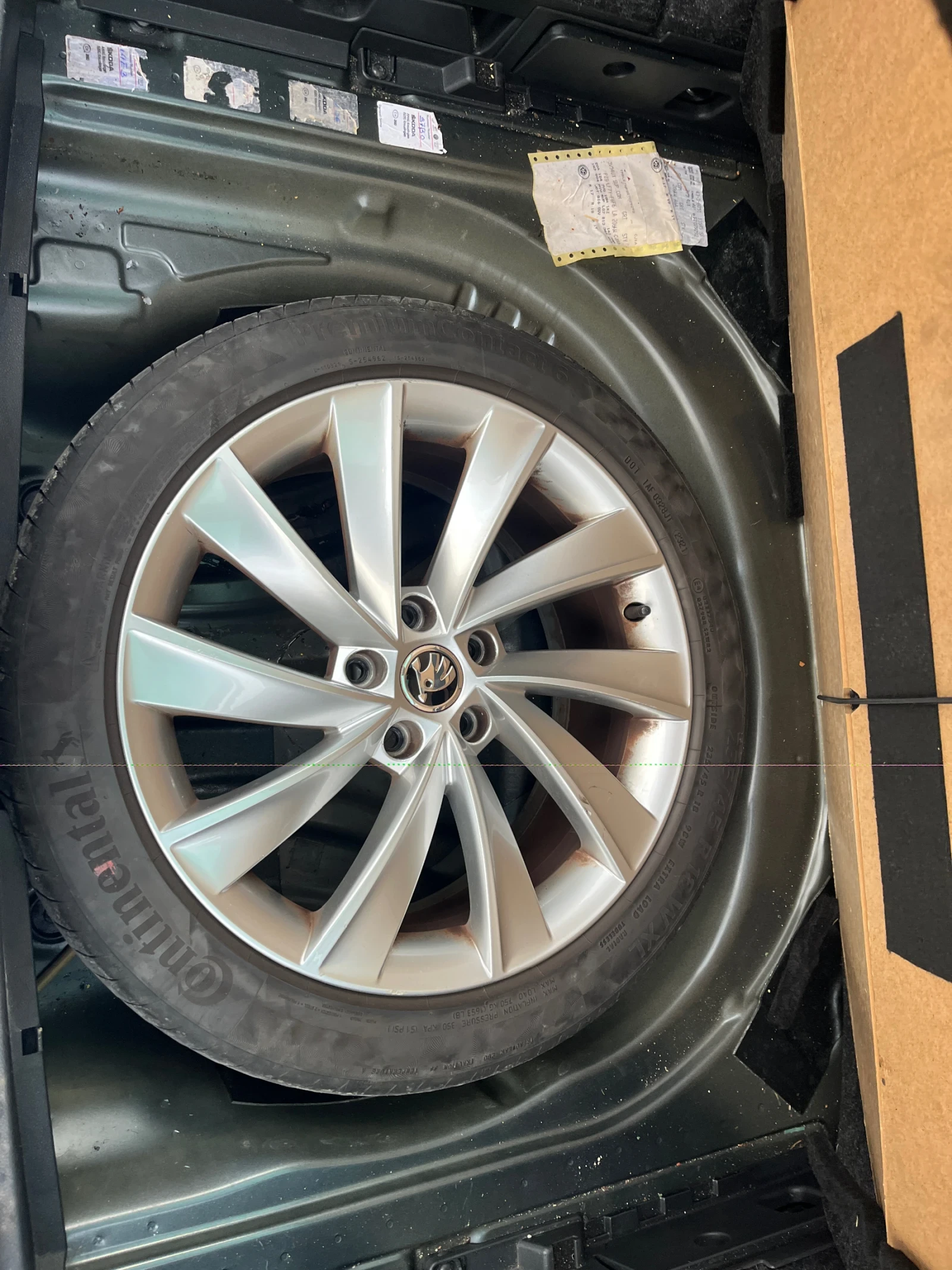 Skoda Superb 2.0TSI 4x4 280hp DSG  - изображение 9