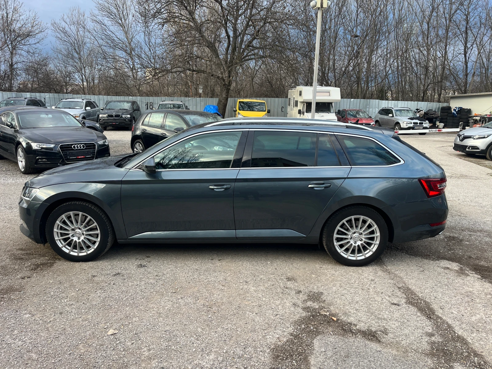 Skoda Superb 2.0TSI 4x4 280hp DSG  - изображение 3