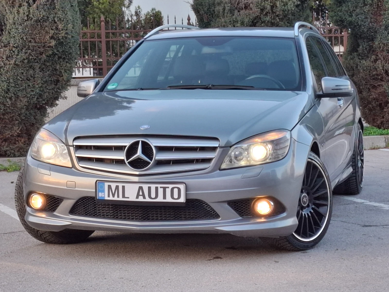 Mercedes-Benz C 320 3.0CDI V6 224hp * AVANTGARD * КЛИМАТРОНИК * EURO 4, снимка 4 - Автомобили и джипове - 53996426