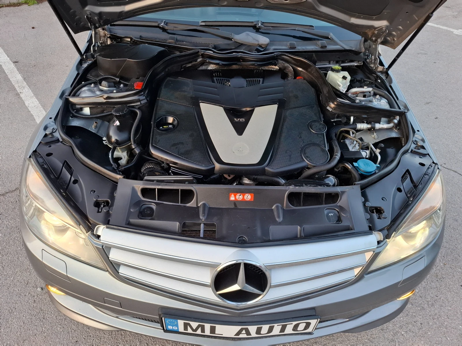 Mercedes-Benz C 320 3.0CDI V6 224hp * AVANTGARD * КЛИМАТРОНИК * EURO 4, снимка 10 - Автомобили и джипове - 53996426