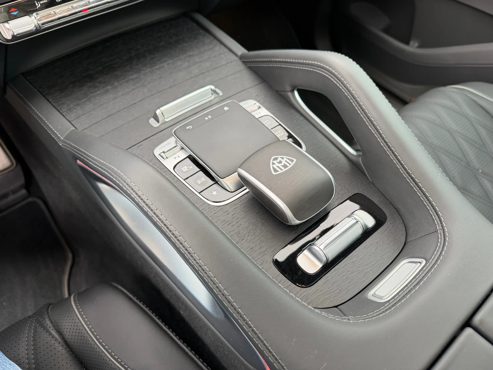 Mercedes-Benz Maybach GLS 600, снимка 5 - Автомобили и джипове - 54251431