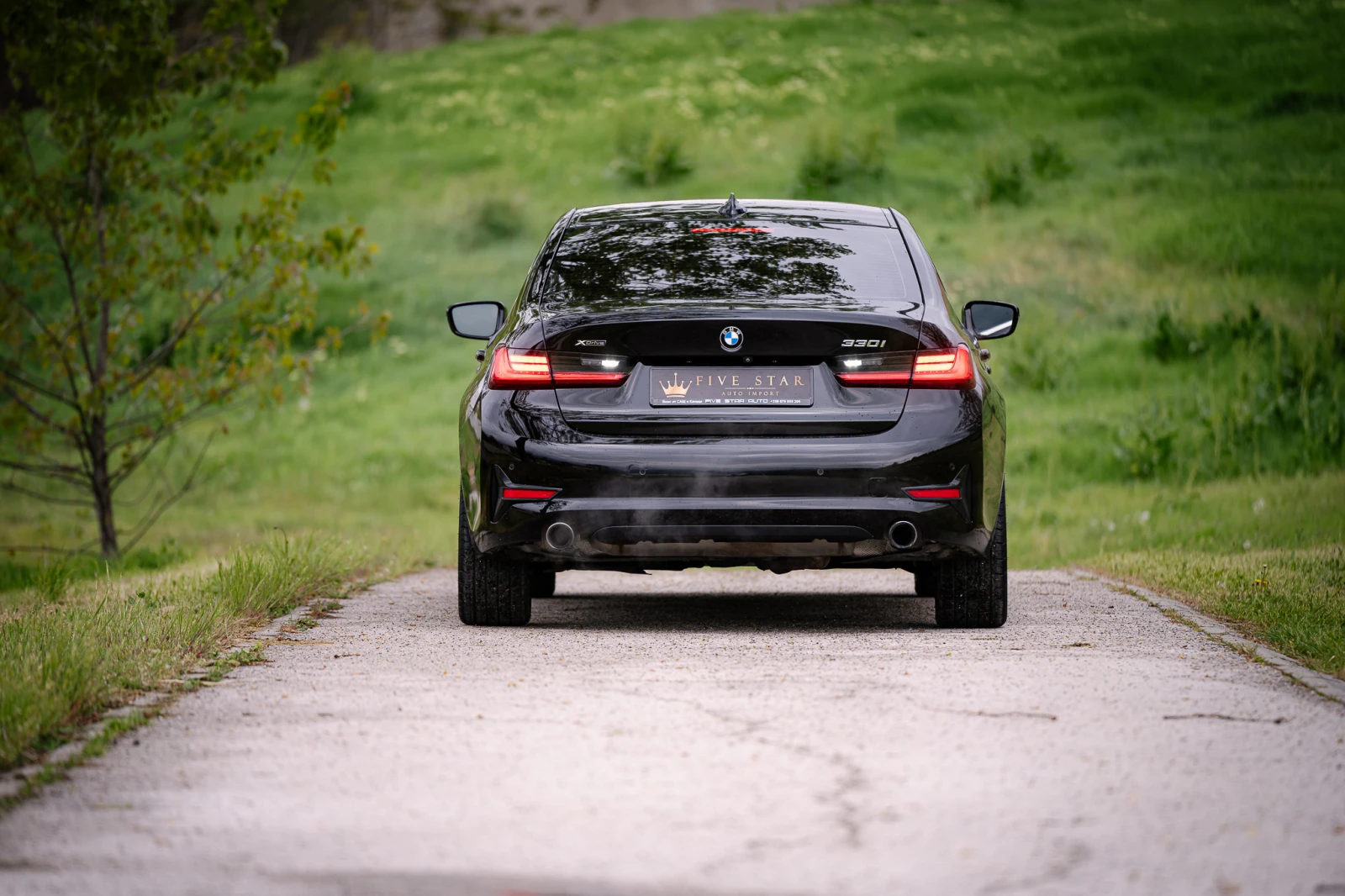 BMW 330 xDrive, снимка 5 - Автомобили и джипове - 54282804