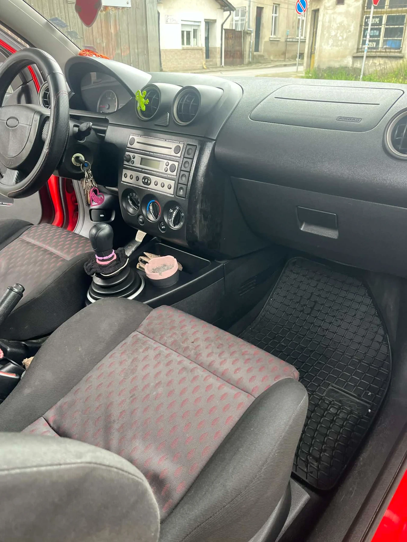 Ford Fiesta, снимка 9 - Автомобили и джипове - 54386854
